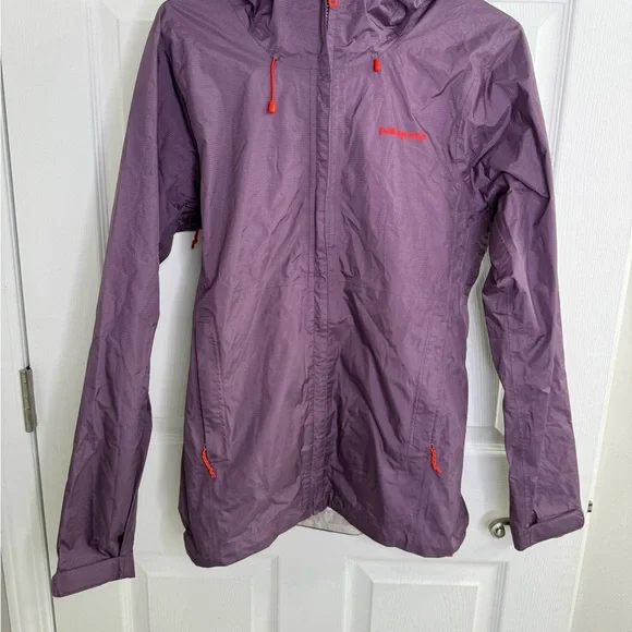 Patagonia Torrentshell Women’s rain Jacket H2 No Windbreaker size medium purple - Picture 3 of 11